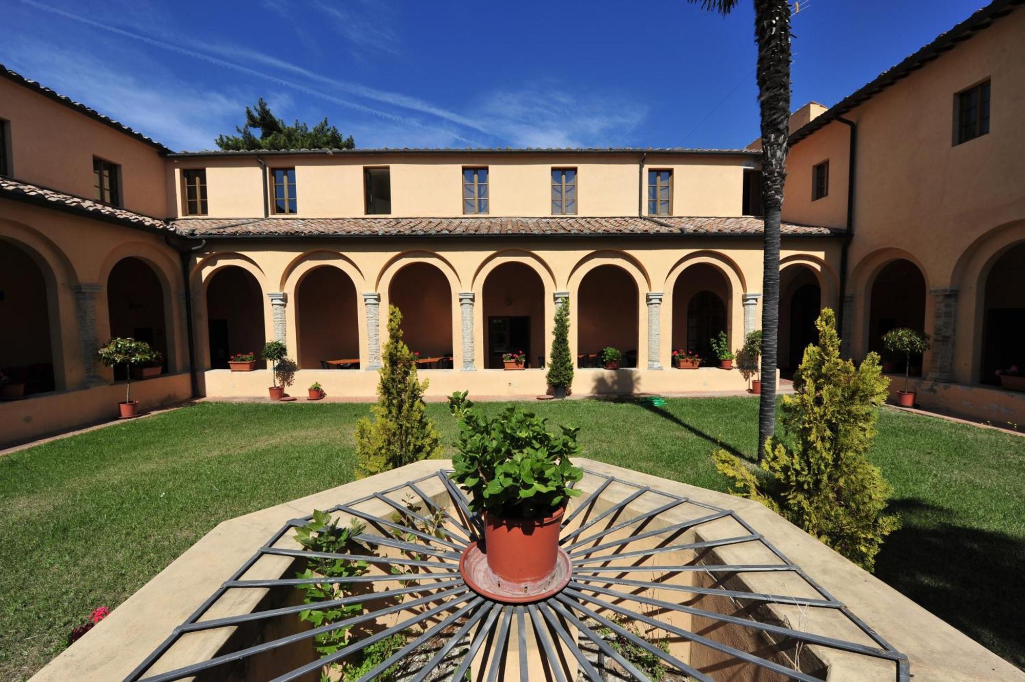 Chiostro Delle Monache Hostel Volterra Exterior foto